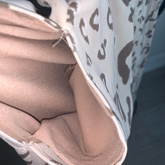 ✅ $10 ADD-ON ONLY ✅ BCBG Max Azria Cream Leopard Print Dress XS ✅ $10 ADD-ON ON✅ - Picture 4 of 15